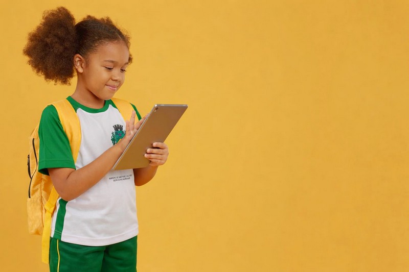 Moção pede tablets da Receita Federal para escolas de SBO