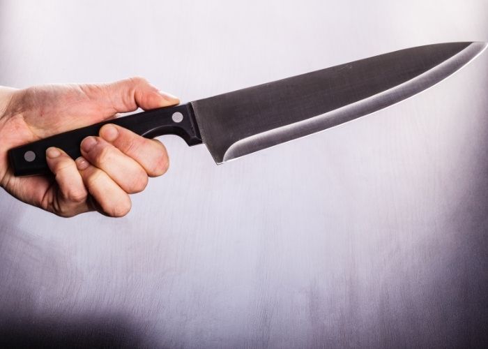 Mulher e criança de 2 anos são esfaqueadas em Sumaré