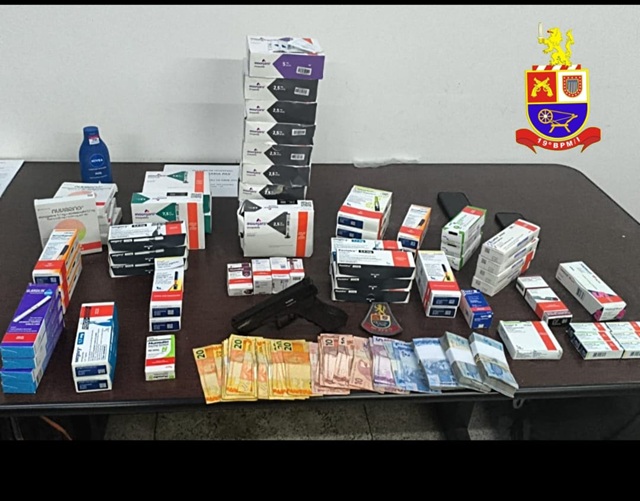 trio-roubo-farmacia-americana