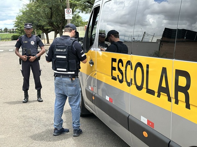 vans-escolares-americana-detran