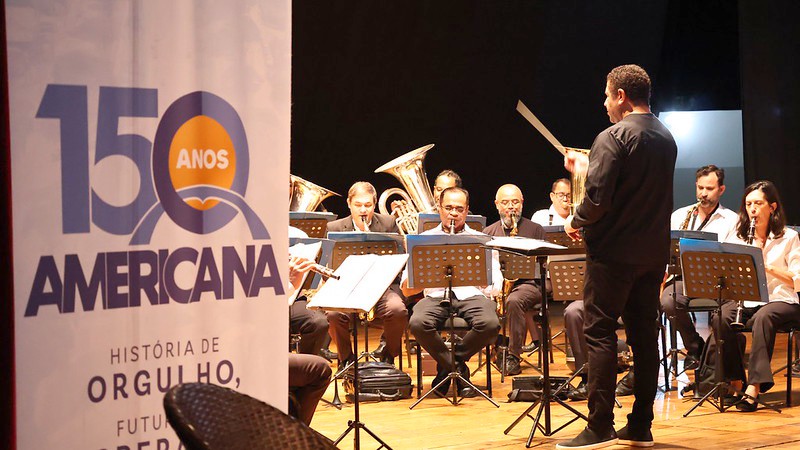 Banda Municipal homenageia mulheres com show no teatro nessa sexta