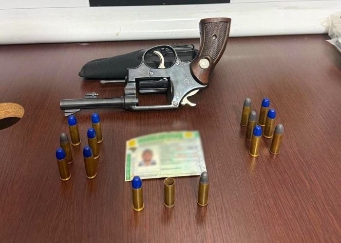DIG prende homem com revólver adulterado em Nova Odessa