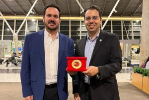 Franco Sardelli e Vinicius Ghinizi - Selo Ouro