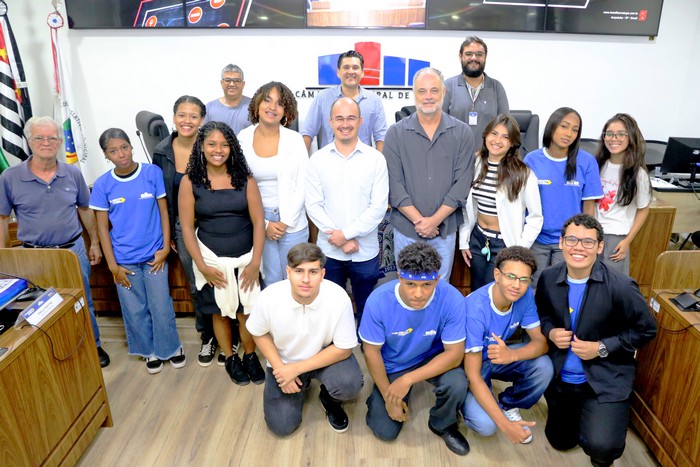 Parlamento Jovem apresenta propostas após palestra em Sumaré