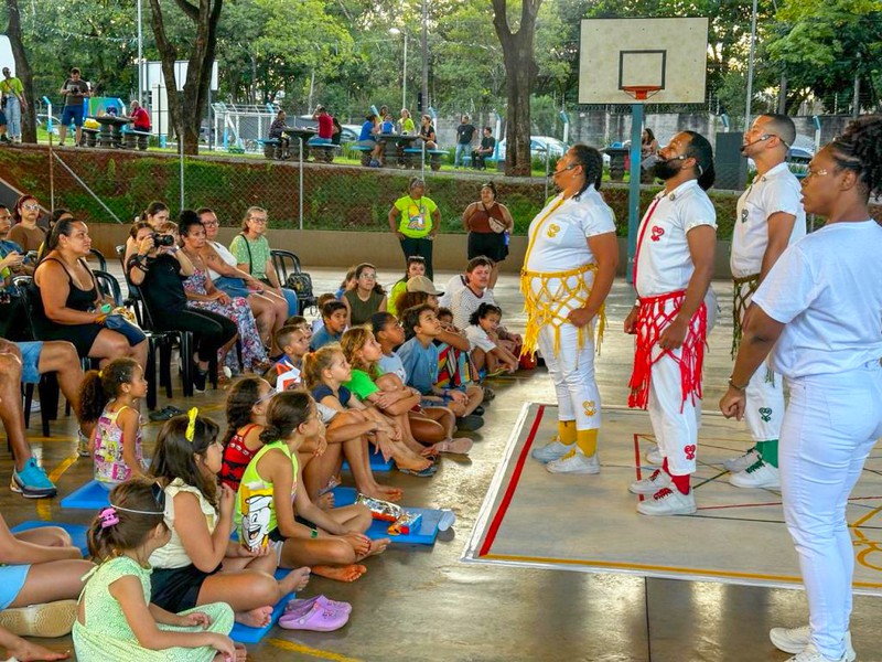 Circuito Sesc de Artes lota Parque das Crianças em Nova Odessa