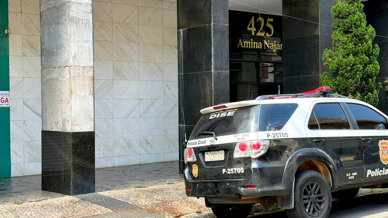 Dise prende casal por tráfico em apartamento no Centro de Americana