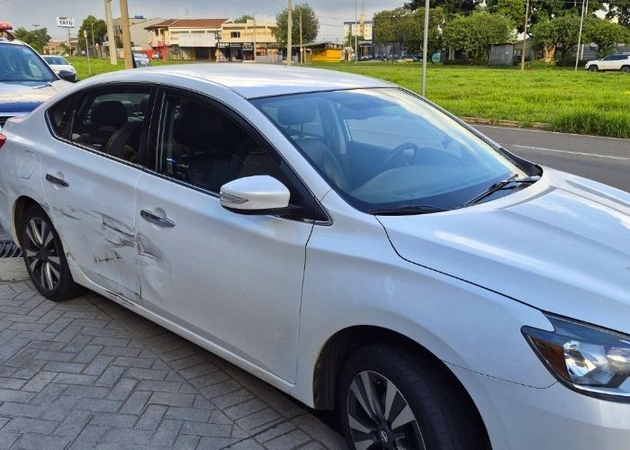 Gama recupera carro furtado após perseguição em Americana