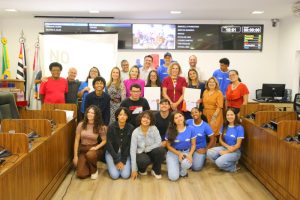 Parlamento Jovem de Sumaré homenageia Eduardo Gomes por ato heroico durante temporal