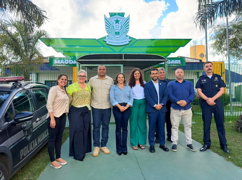 Sumaré vira referência por escola cívico-militar e recebe comitiva de São Sebastião