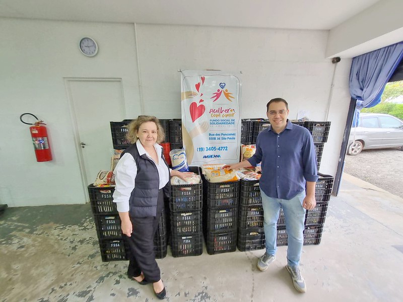 Celebra Americana arrecada 1,3 tonelada de alimentos