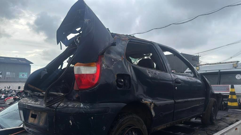 Nova Odessa expõe carros destruídos em ação do Maio Amarelo