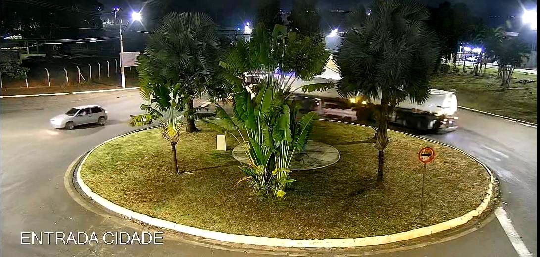 Roubo de caminhão-tanque termina com prisão e leva DIG a rinha de galo em Cosmópolis