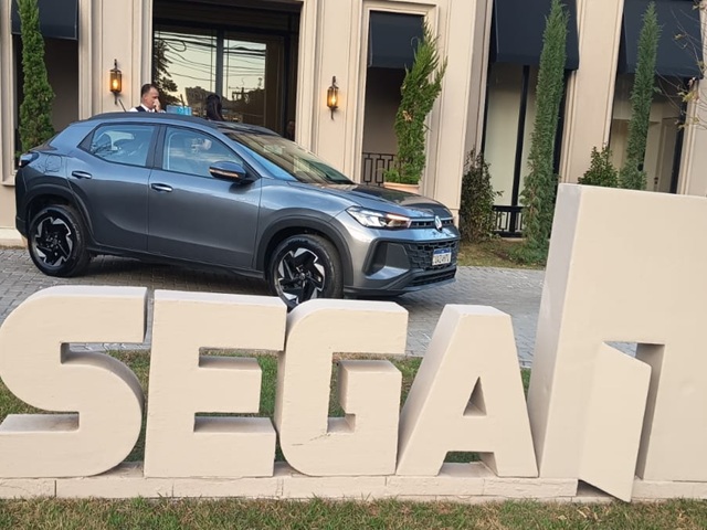 construtora-sega-corretores-carro