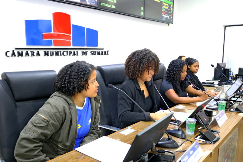 Parlamento Jovem de Sumaré aprova projetos para segurança nas escolas