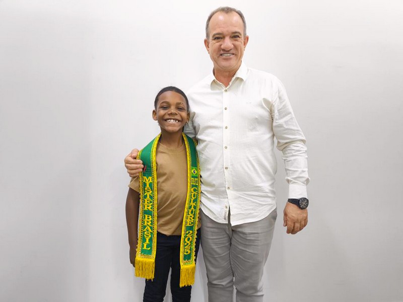 Aluno de Nova Odessa disputa título de Mister Brasil 2026