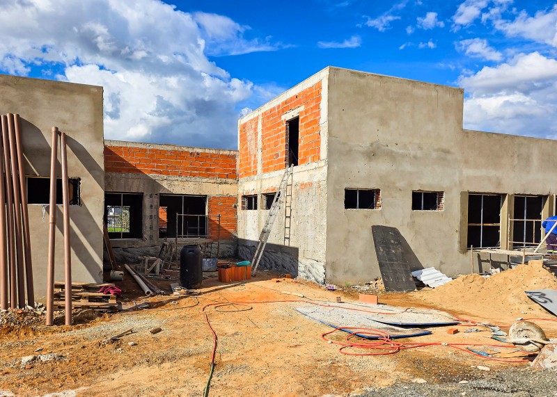 Obras do CETI entram na fase de acabamento em Santa Bárbara
