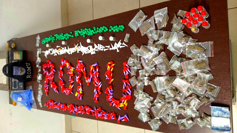 Romu apreende 548 porções de drogas e prende suspeito em Sumaré