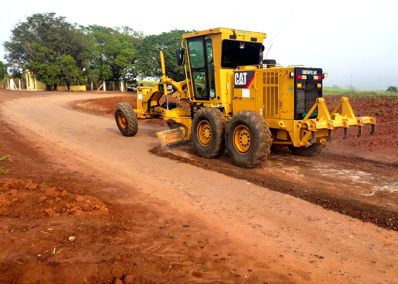 Santa Bárbara mantém conservação de estradas rurais