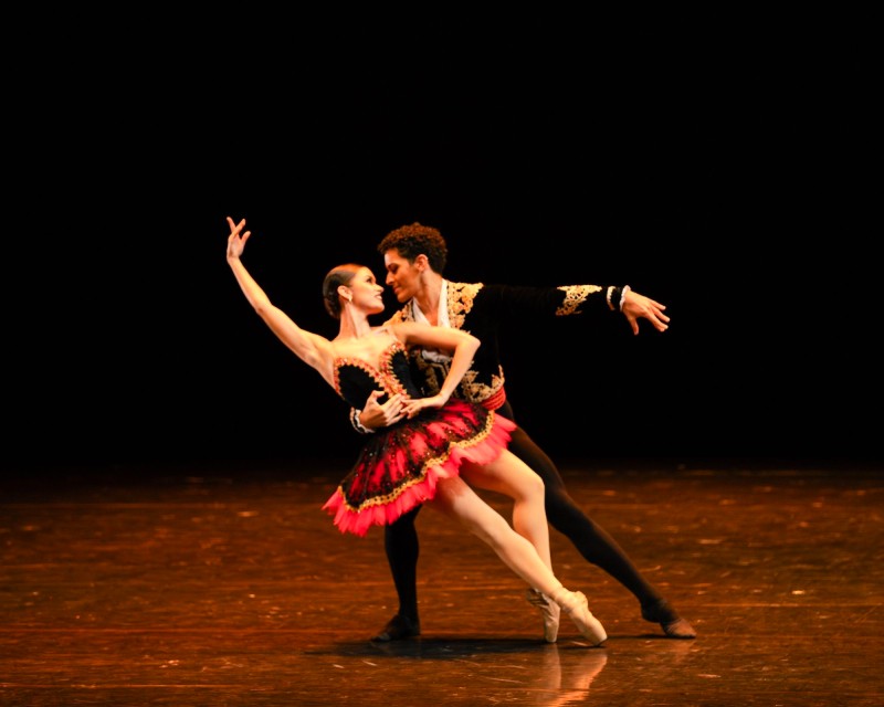 São Paulo Companhia de Dança faz apresentações gratuitas em Santa Bárbara