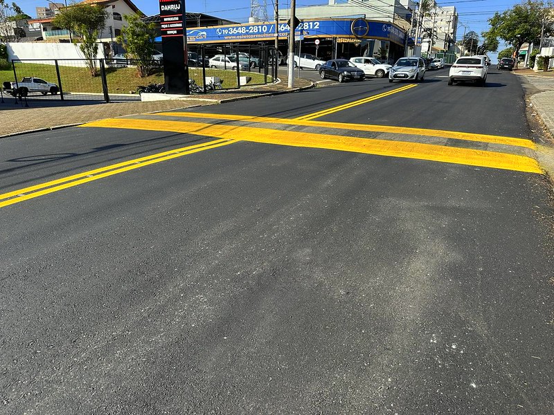 Americana reforça sinalização após obras de recuperação asfáltica
