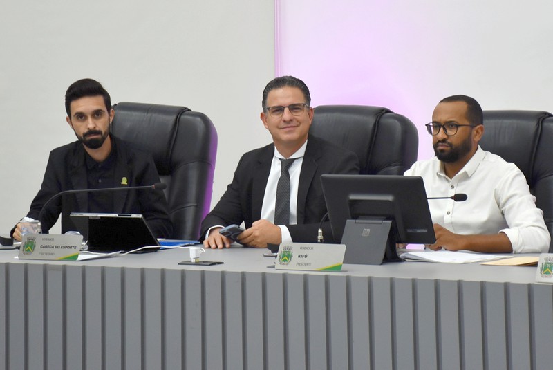Câmara de Santa Bárbara aprova três projetos em reunião ordinária