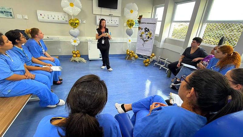 Capacitação qualifica equipe da Maternidade do HM sobre aleitamento materno
