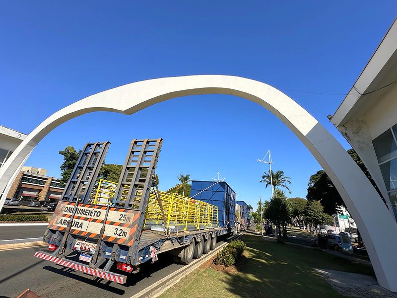 Chegada de decantadores da nova ETA vai interditar avenida em Americana nesta segunda
