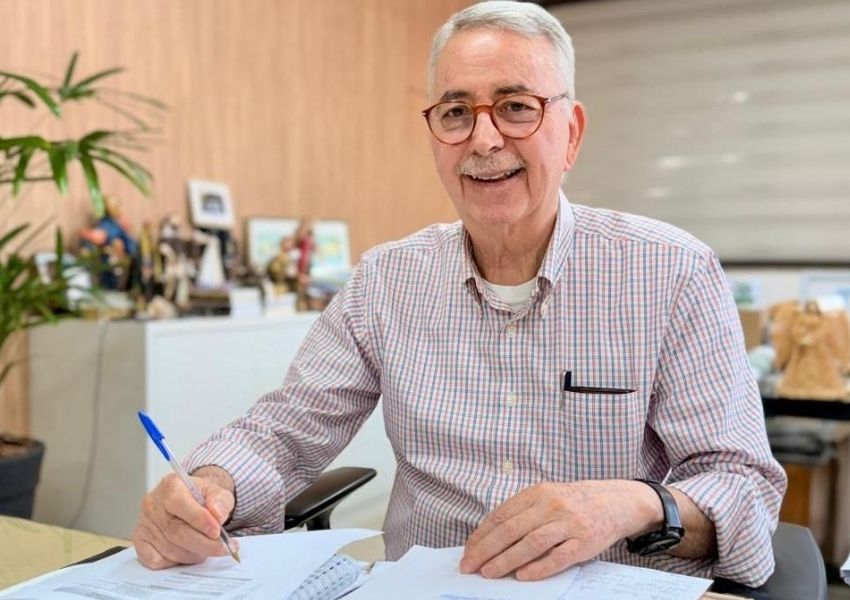 Americana feliz de verdade, por Chico Sardelli