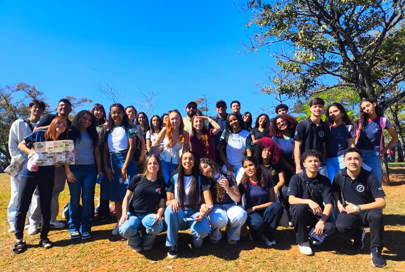 Mais de 120 alunos de Sumaré visitam a Unicamp em programa Portas Abertas