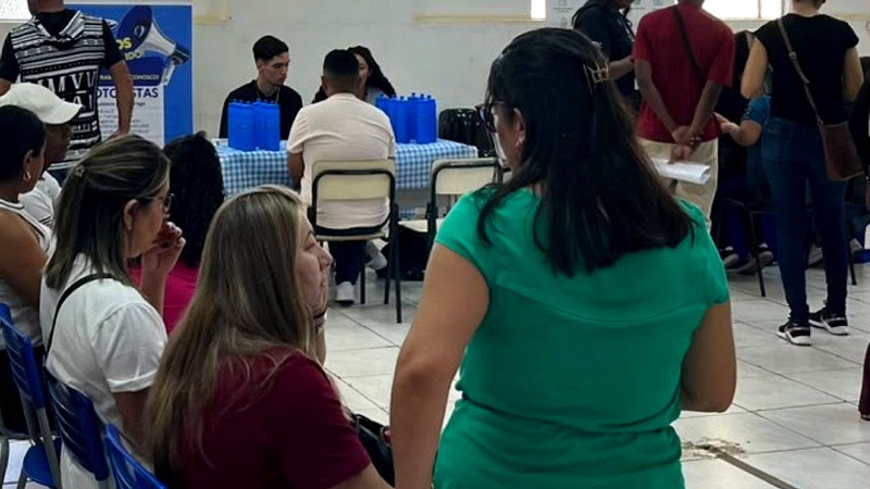 PAT nos Bairros leva 400 vagas e atende mais de 600 pessoas em Sumaré