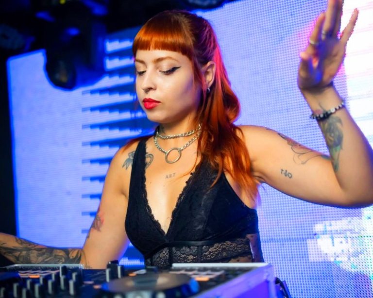 Palco Vibes estreia no Rock Fest com DJs e cultura alternativa