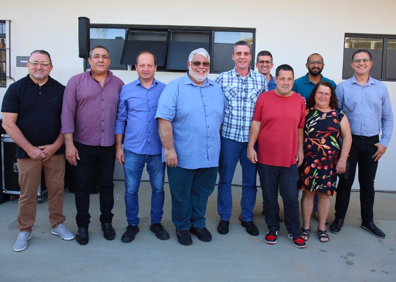 Piovezan entrega novo prédio do CAPS II em Santa Bárbara