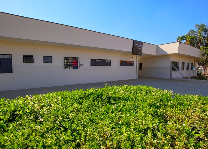 Piovezan entrega novo prédio do CAPS II em Santa Bárbara