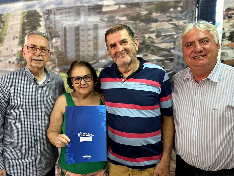 Americana entrega escrituras gratuitas para 86 famílias