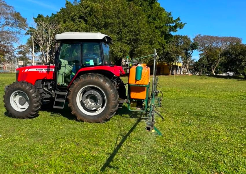 Prefeitura aplica fungo para combater carrapato-estrela em Americana