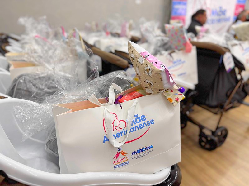 Prefeitura entrega kits de enxoval para 39 gestantes do programa Mãe Americanense