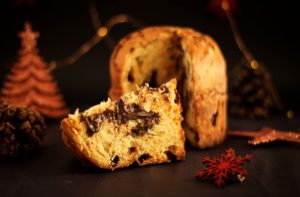 À espera do Natal, panetones já dominam gôndolas principais nos supermercados 2 panetone-natal