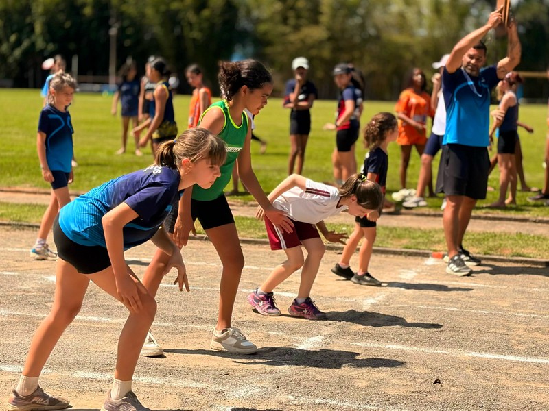 Atletismo de Americana conquista 14 medalhas em Valinhos