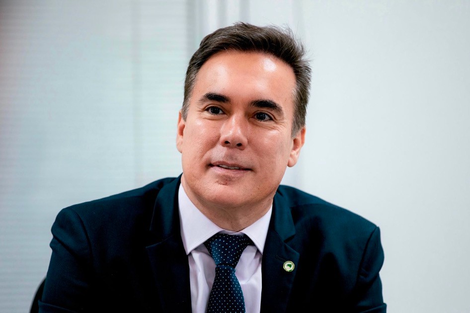 Câmara de S. Bárbara marca novo julgamento das contas de Denis Andia