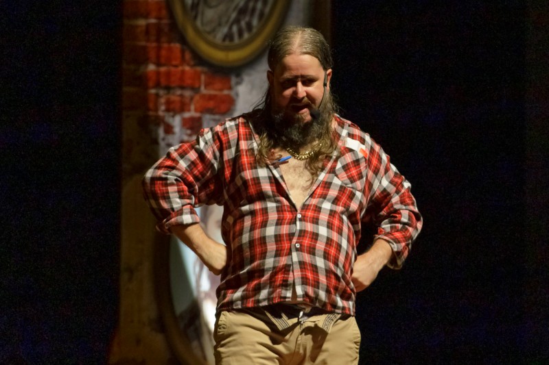Chico da Tiana leva humor caipira ao Teatro Manoel Lyra dia 17