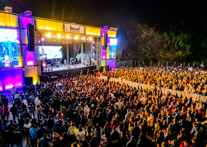 FÉstival 2026 terá Kellen Byanca, Sarah Beatriz e Get Worship em S. Bárbara