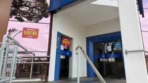 TST determina reajuste de plano de saúde e fim da greve da Caixa 3 caixa-economica-greve
