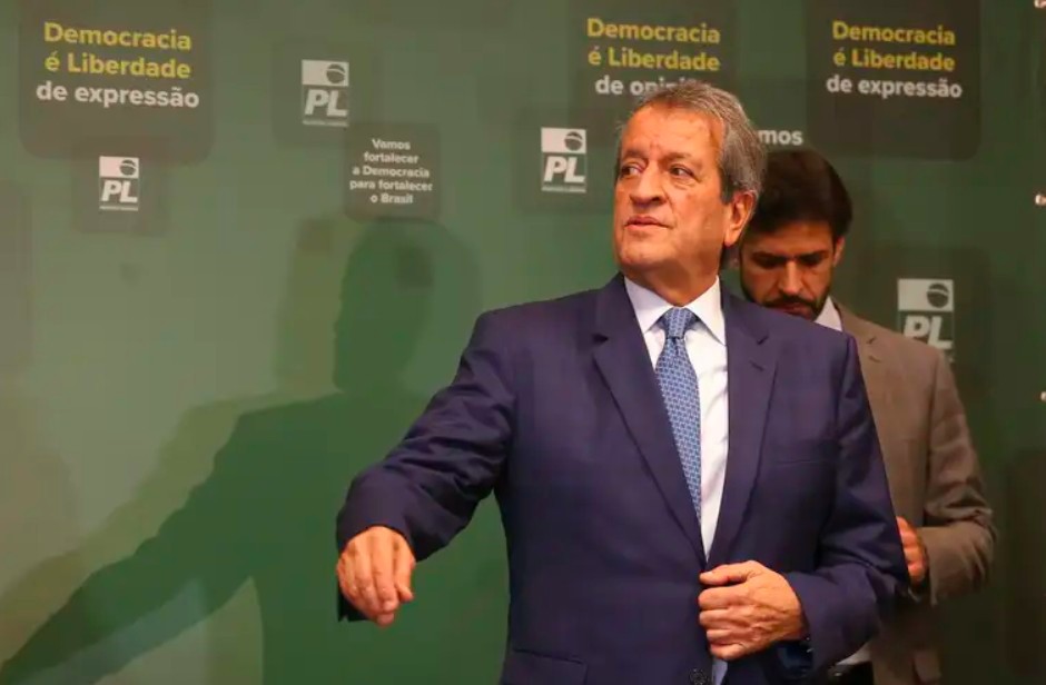 PL reconhece vitória de Lula, mas questiona gastos públicos na eleição
