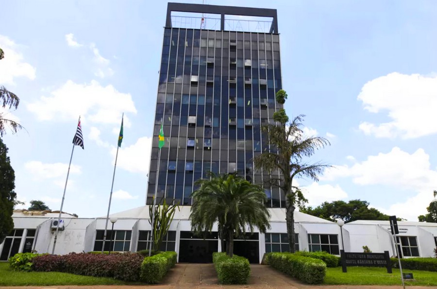 Santa Bárbara mantém serviços essenciais no recesso e em Finados