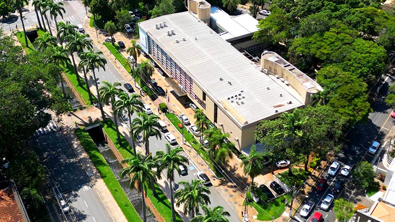 Veja o que abre e fecha em Americana no feriado de Finados