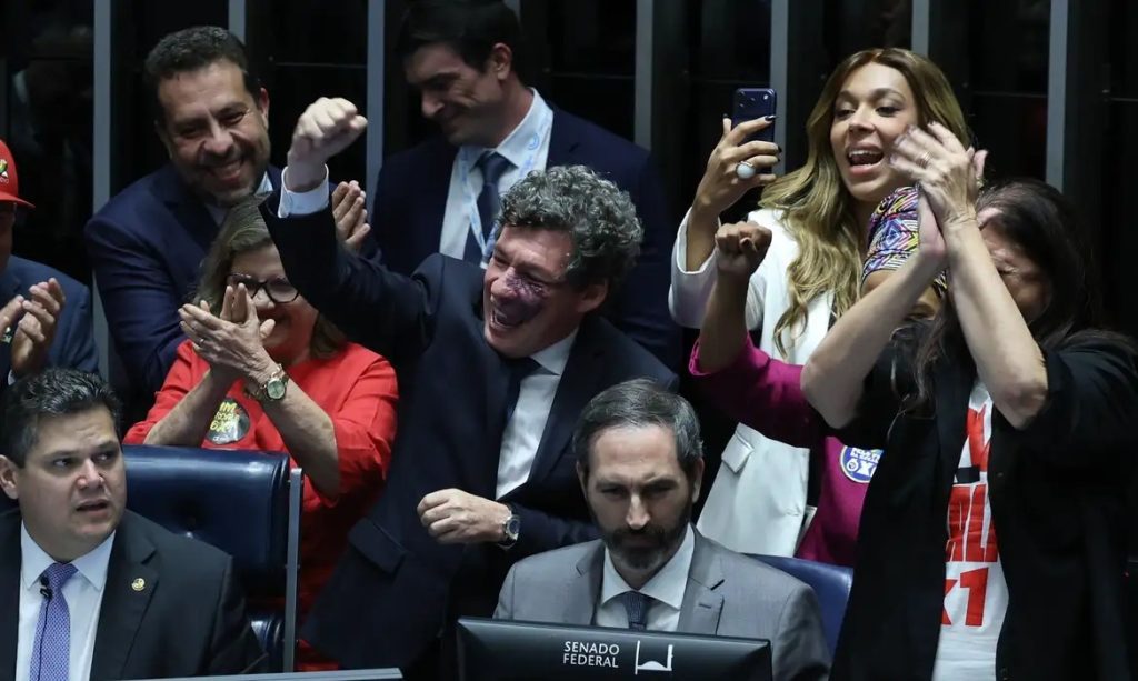 escala-6x1-senado