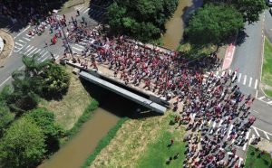 manifestacao-lula-santa-barbara